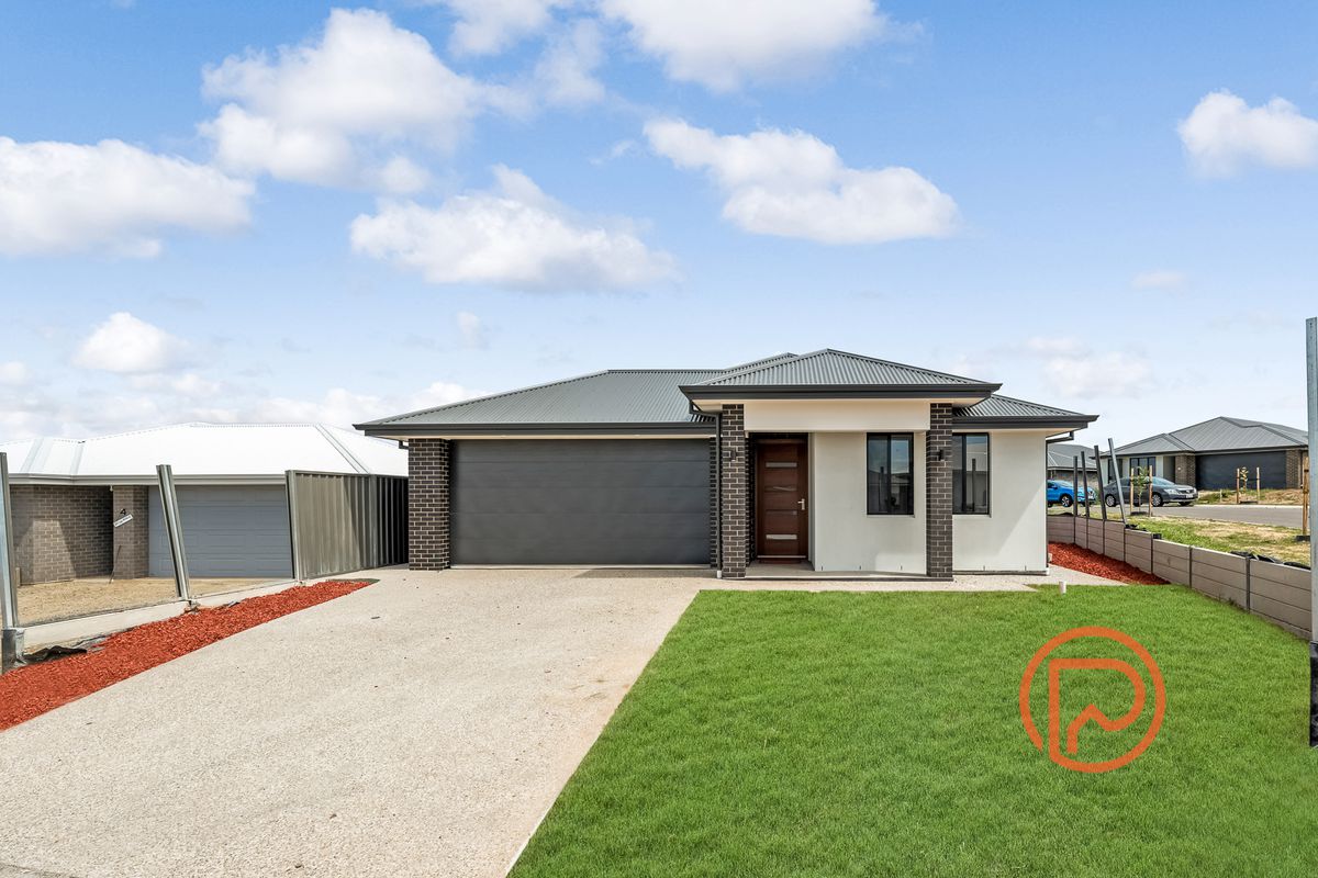 2 MINT DRIVE, Hayborough