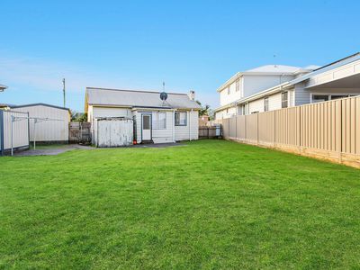 35 & 35A Addison Avenue, Lake Illawarra