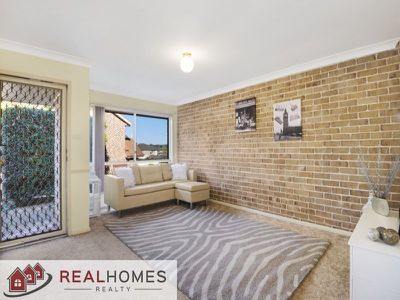 6 / 113 The Lakes Drive, Glenmore Park