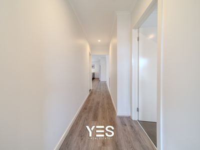 27 Langshan Road, Clyde North