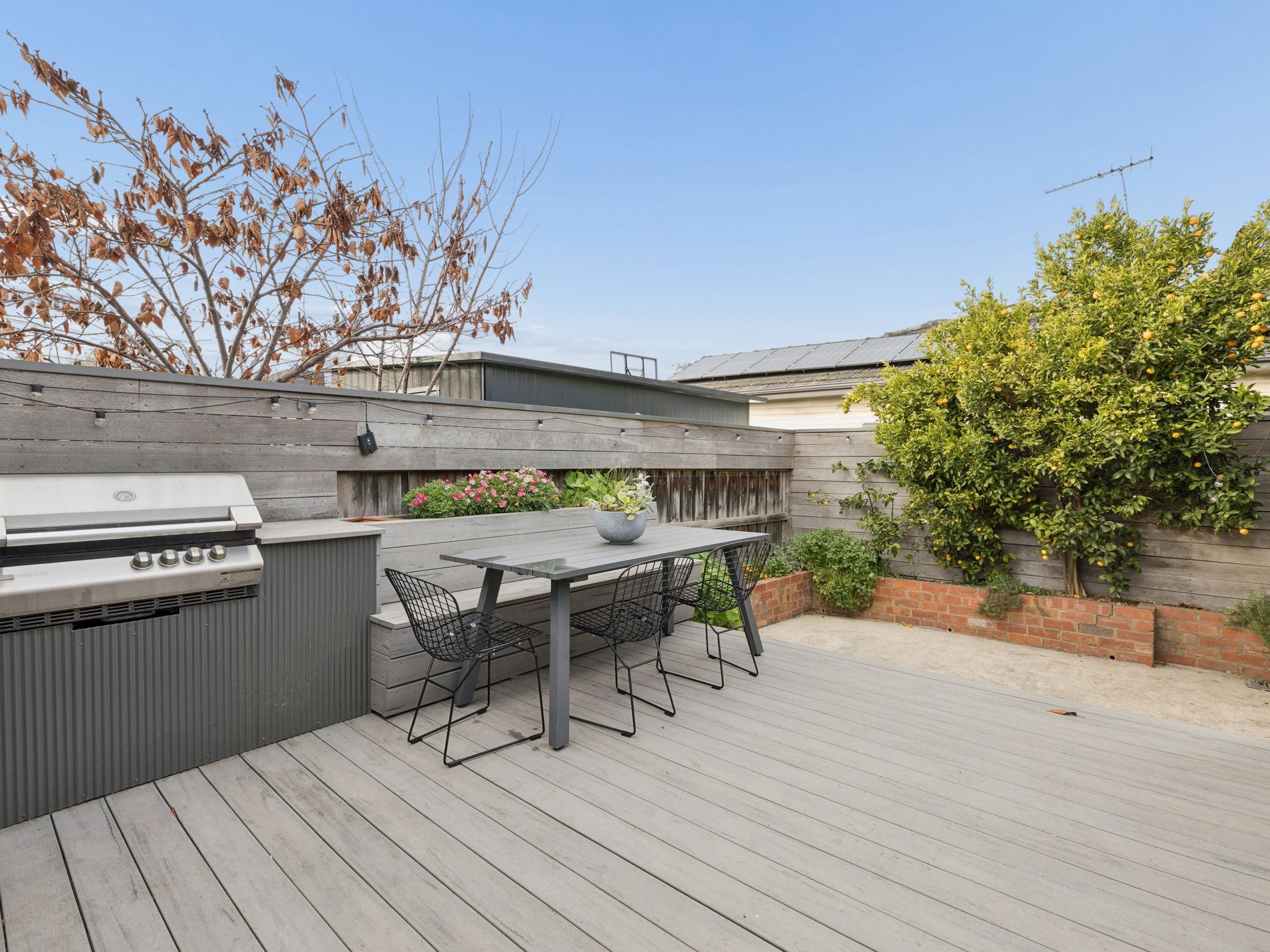 37 Robbs Road, West Footscray