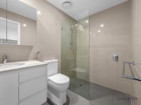 unit 288 / 181 Clarence Road, Indooroopilly