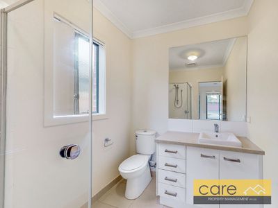 10 Damper Way, Lynbrook