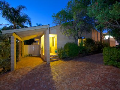 2/38 Corbett Street, Scarborough