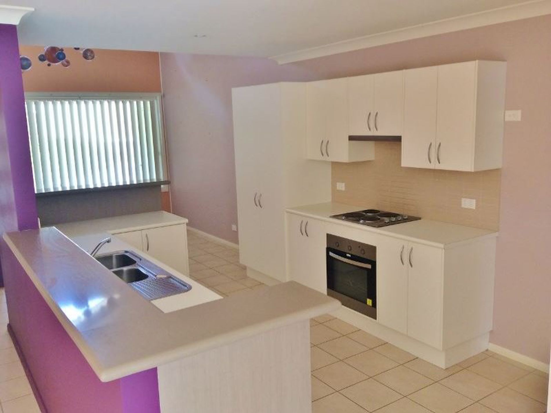 6 / 63 Leo Drive, Narrawallee