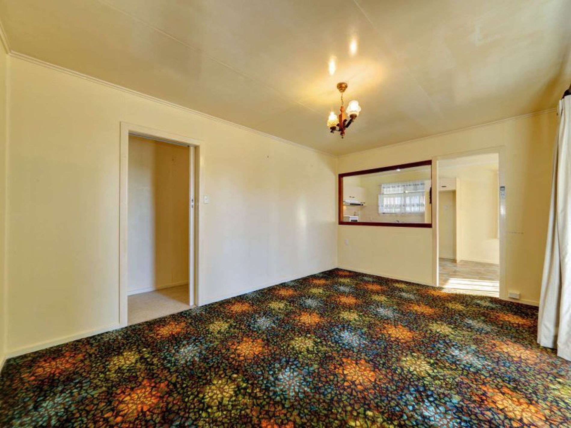 8 Black Street, Norville