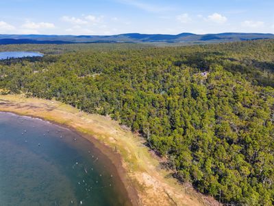 18 Little Spit Road, Lake Leake