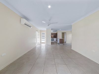 6a and 6b Leichardt Place, Cannonvale