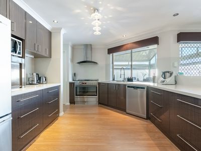 11 Keel Cove, Waikiki