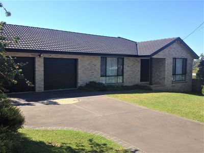 28 Lyra Drive, Lake Tabourie