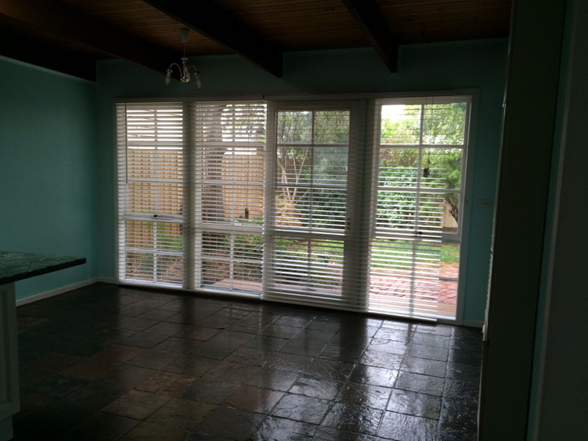 9 Loch Street, East Geelong