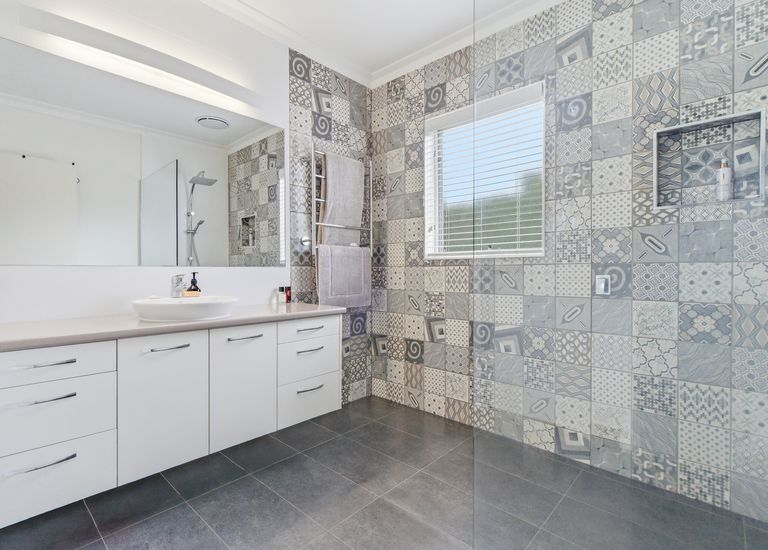 18 Atlantis Avenue, Portland