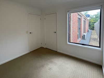 16 Talliver Terrace, Truganina