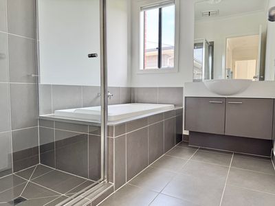 31 Wollahra Rise, Wyndham Vale