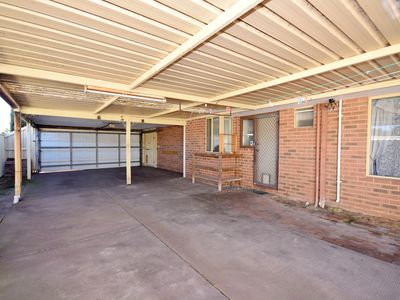11 Bartlett Place, Parmelia