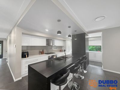 35 Amadeus Avenue, Dubbo