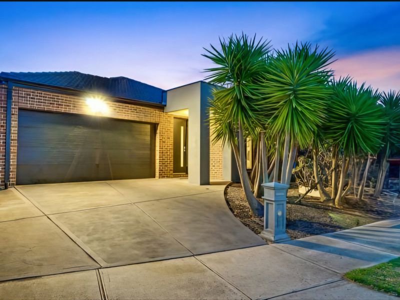 11 Insley Way, Caroline Springs