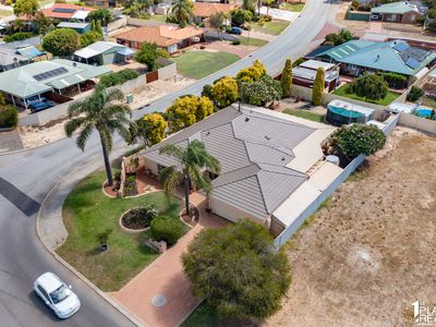 25 Templetonia Promenade, Halls Head