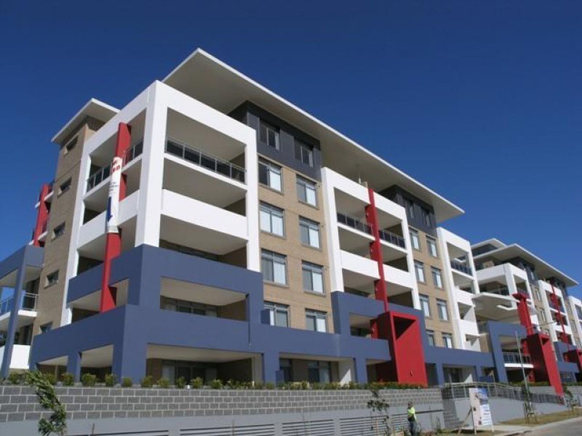 15 / 28 Brickworks Drive, Holroyd