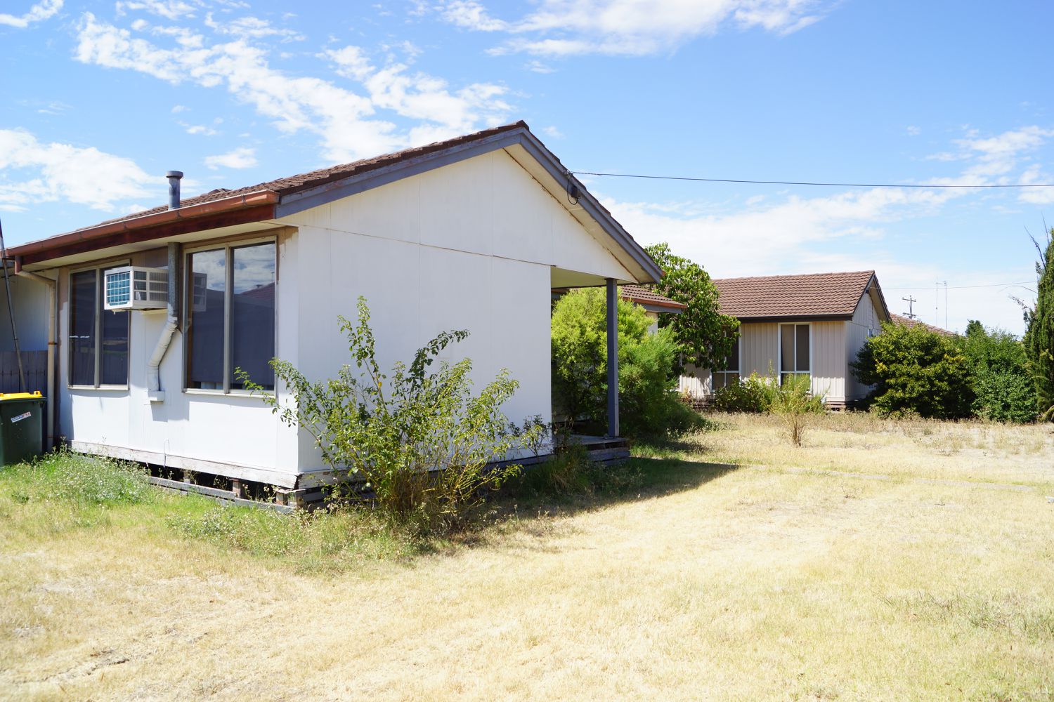 6 Felstead Avenue, Horsham