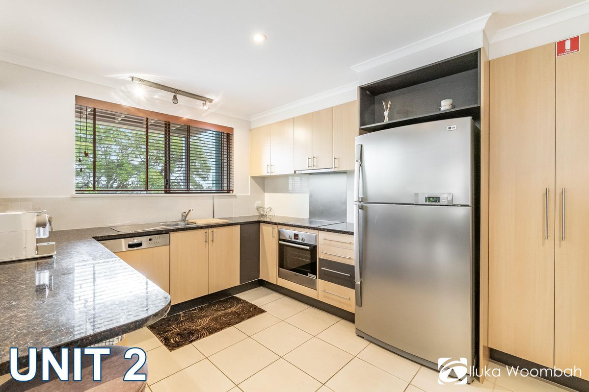 1 & 2 / 38 Marandowie Drive, Iluka