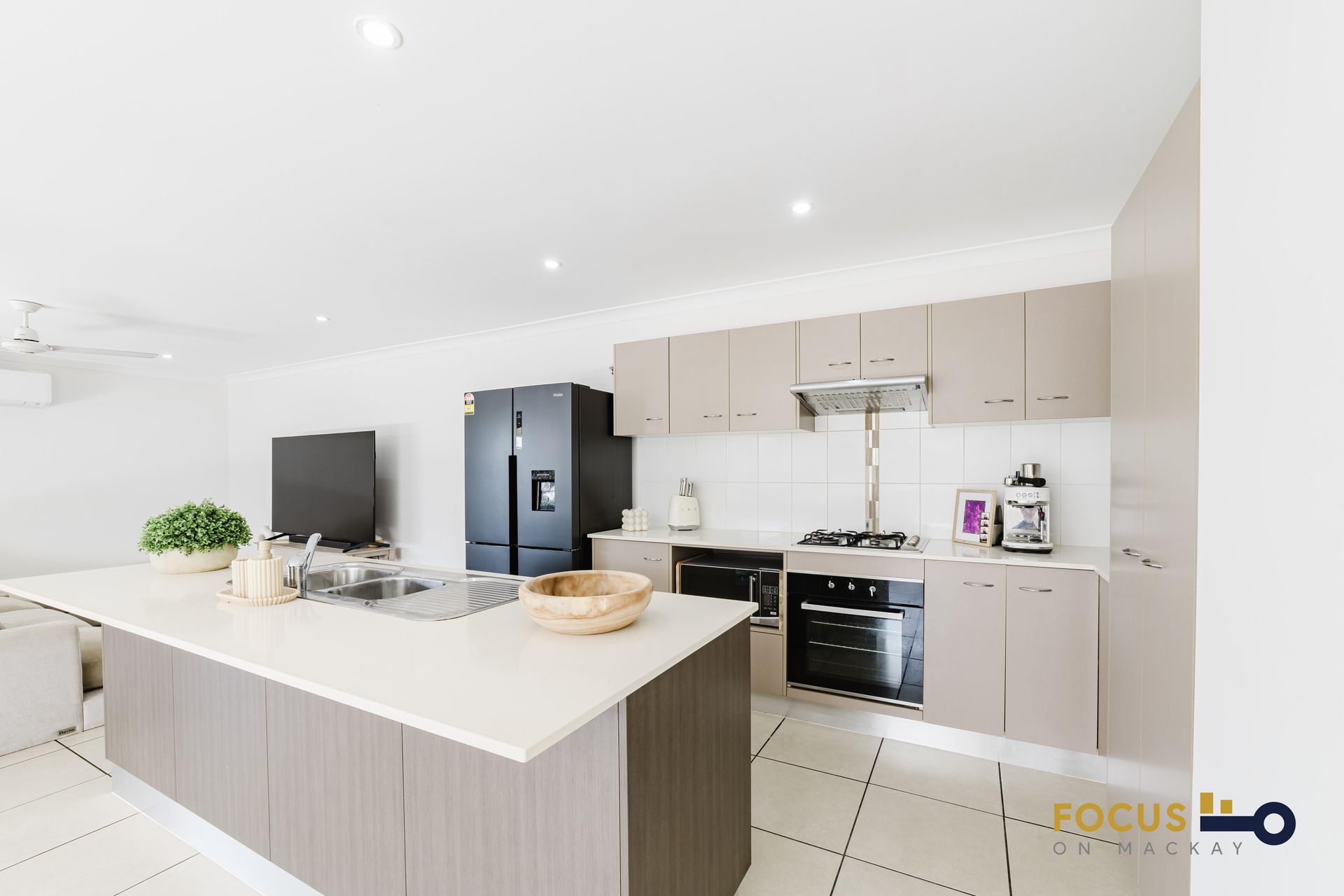 1 / 5 Westaway Crescent, Andergrove