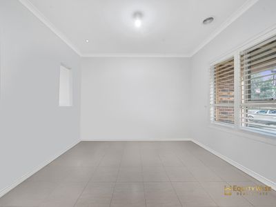 21 Brockwell Crescent, Manor Lakes