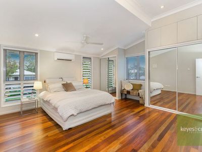 5 Townsville Street, West End