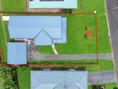 10 Carnation Street, Atherton