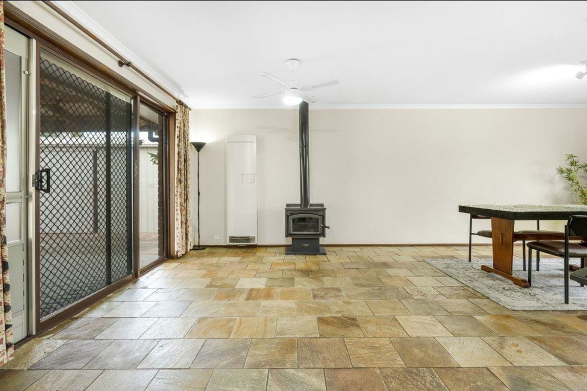 12 Currumbin Avenue, Blakeview