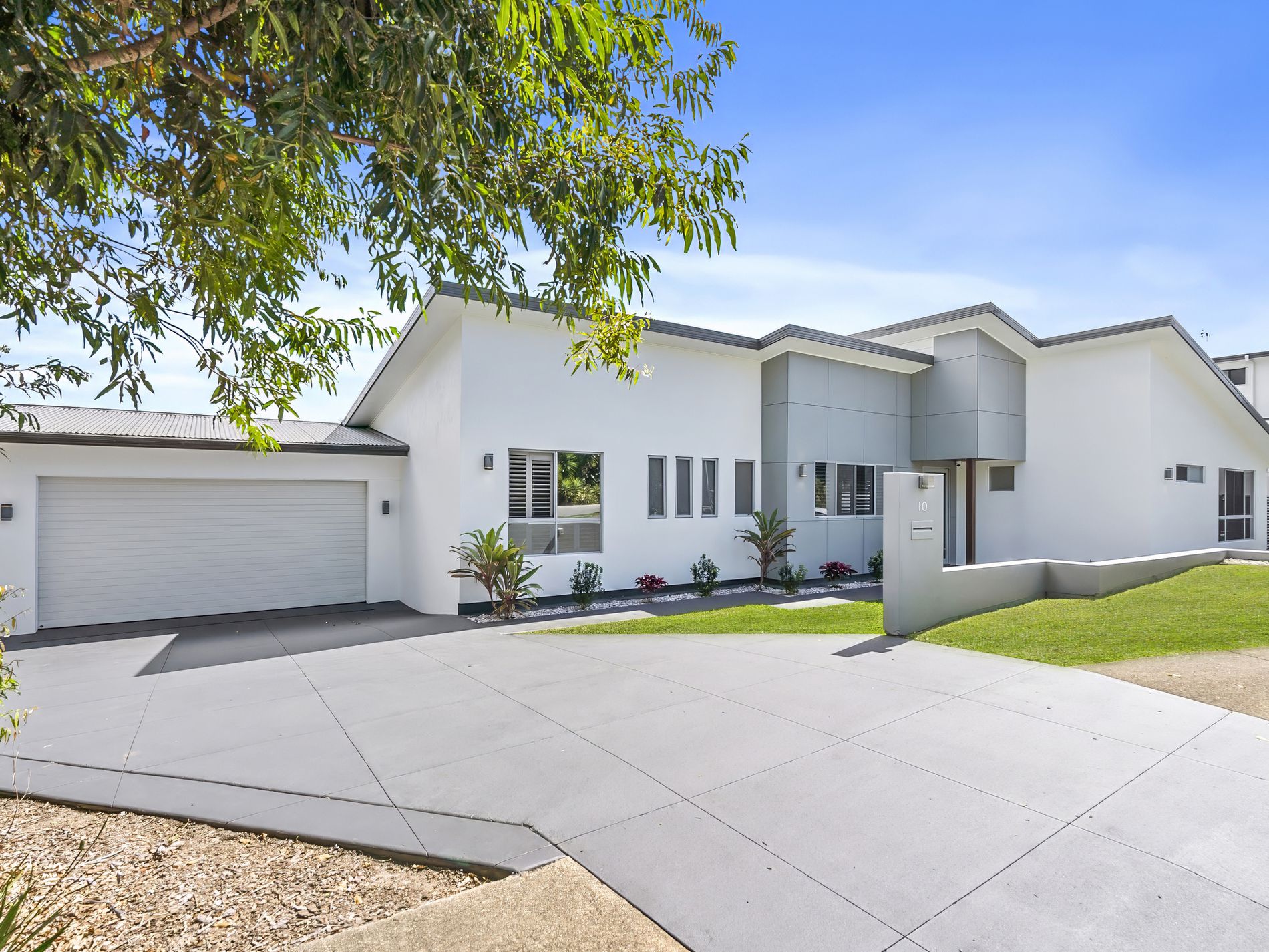 10 Tea Tree Grove, Peregian Springs