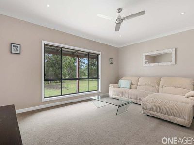 12 Oakes Drive, Burrum Heads