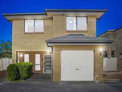 7 / 61 Portico Parade, Toongabbie