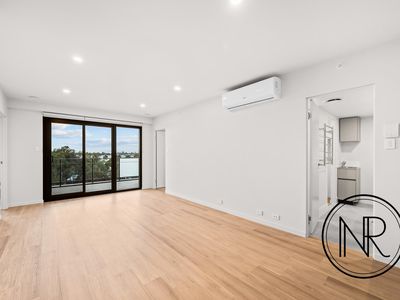 519 / 239 Great Eastern Highway, Belmont