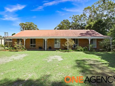 1 Clarendon Crescent, Basin View