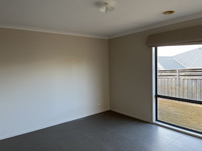 2 Beaujolais Place, Waurn Ponds