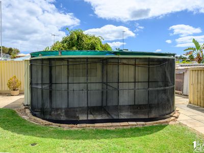 25 Templetonia Promenade, Halls Head