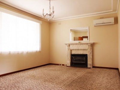 149 MacKenzie Street West, Golden Square