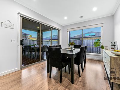 12 Emery Drive, Clyde North