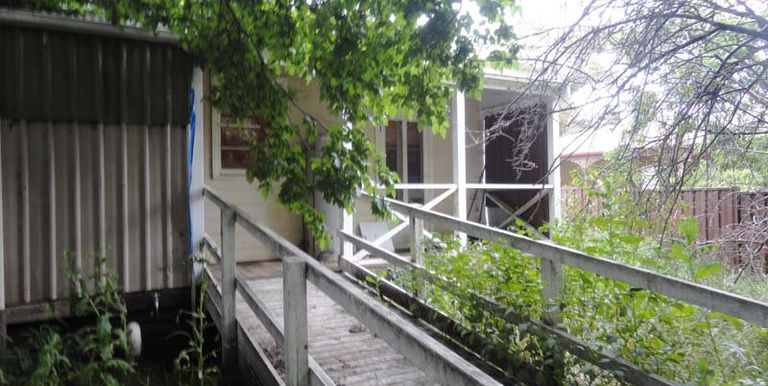 23 Cowslip Street, Violet Town