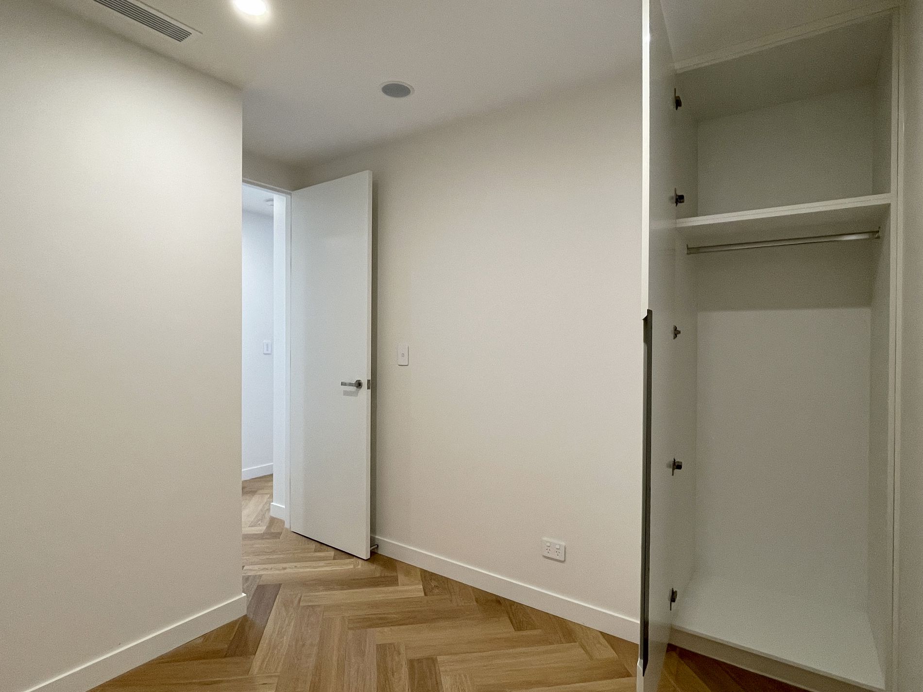 2311 / 115 Bathurst Street, Sydney