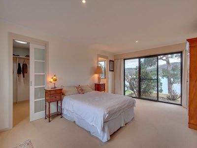 6707 Channel Highway, Deep Bay