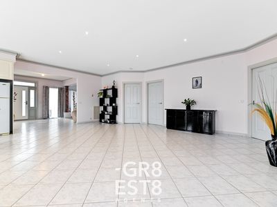 4 The Oaks, Narre Warren