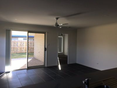 66 Dixon Drive, Pimpama