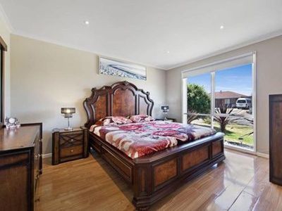 8 Simon Court, Hampton Park