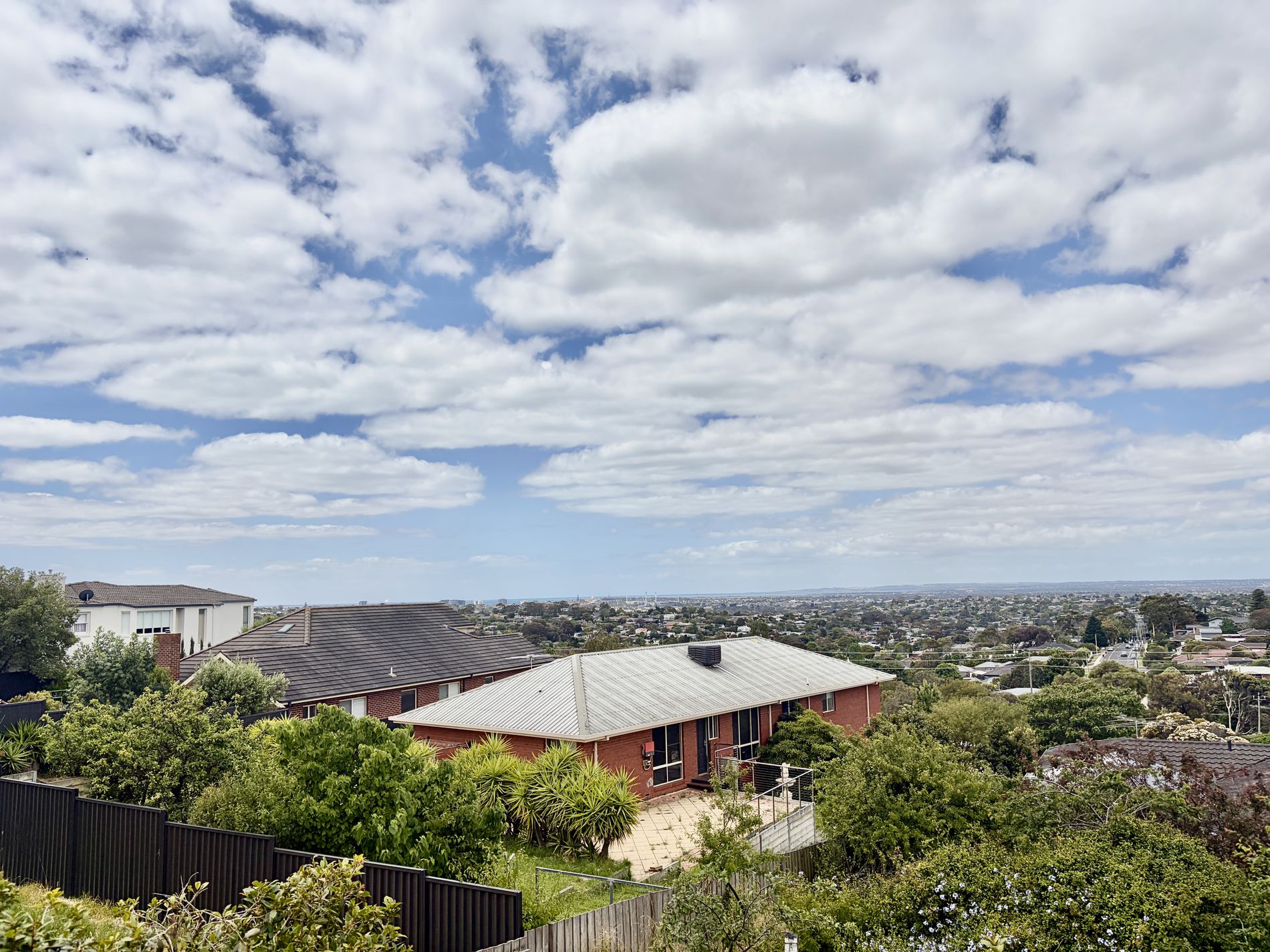 3/3 Stirling Court, Wandana Heights