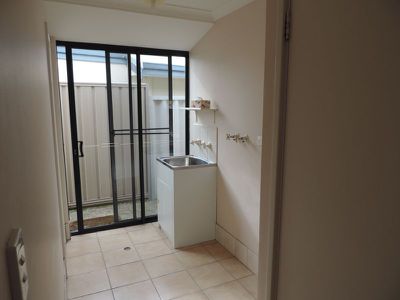 4 Phoenix Drive, Kenwick