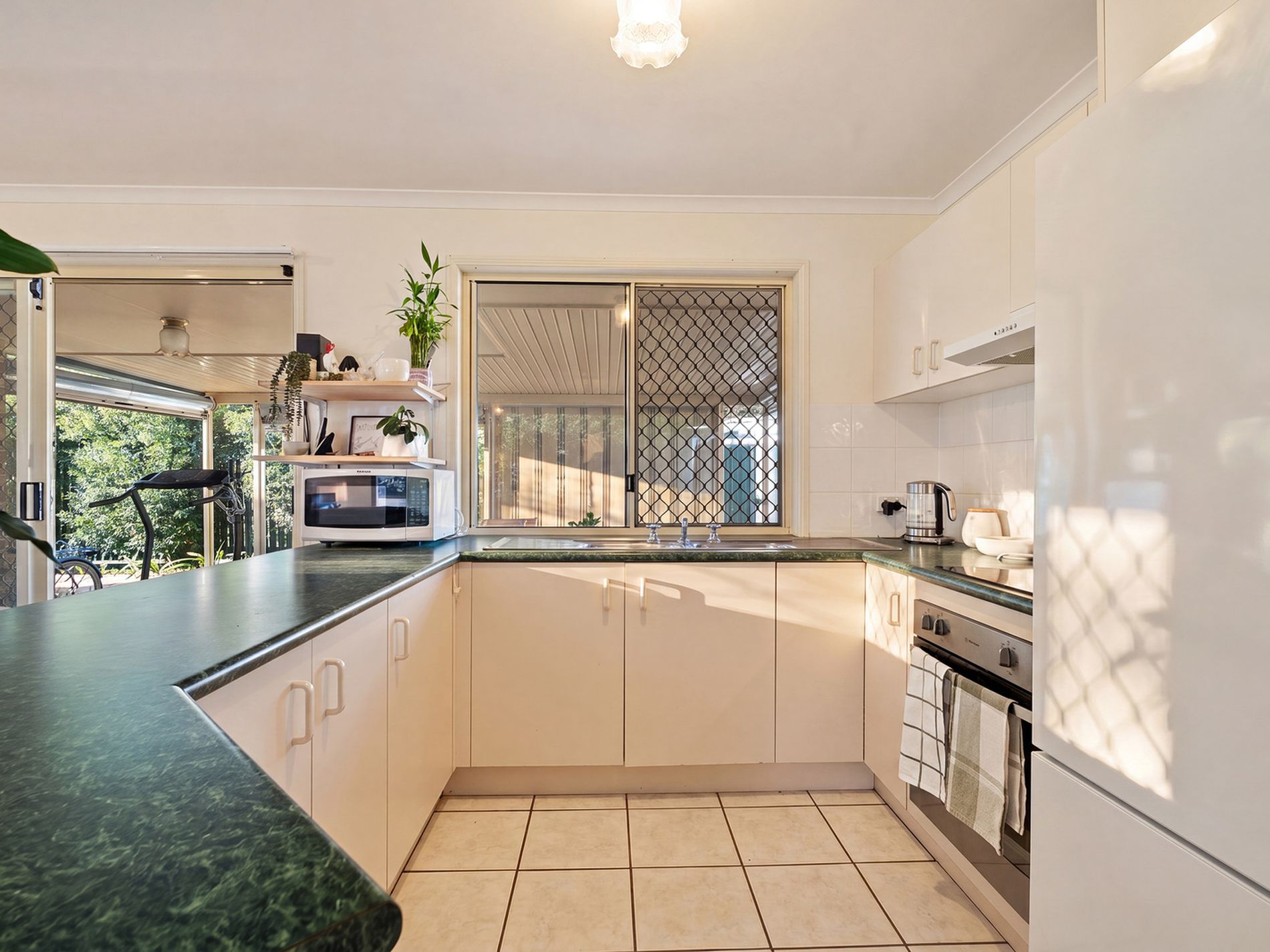 22 / 2 North Street, Golden Beach