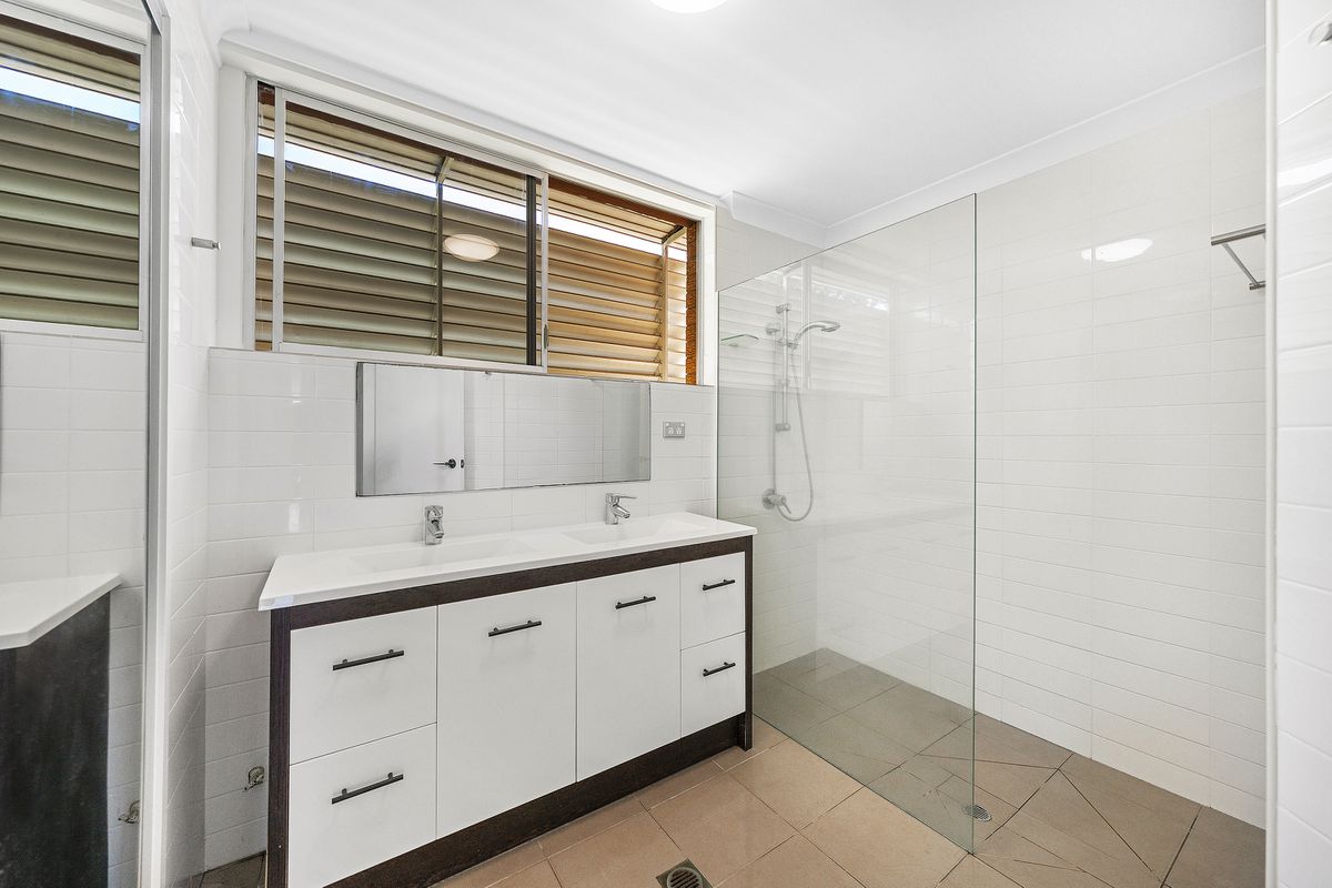 7 / 24 Ventura Road, Mermaid Beach