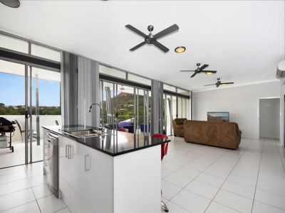 36 / 28 Landsborough Street, North Ward